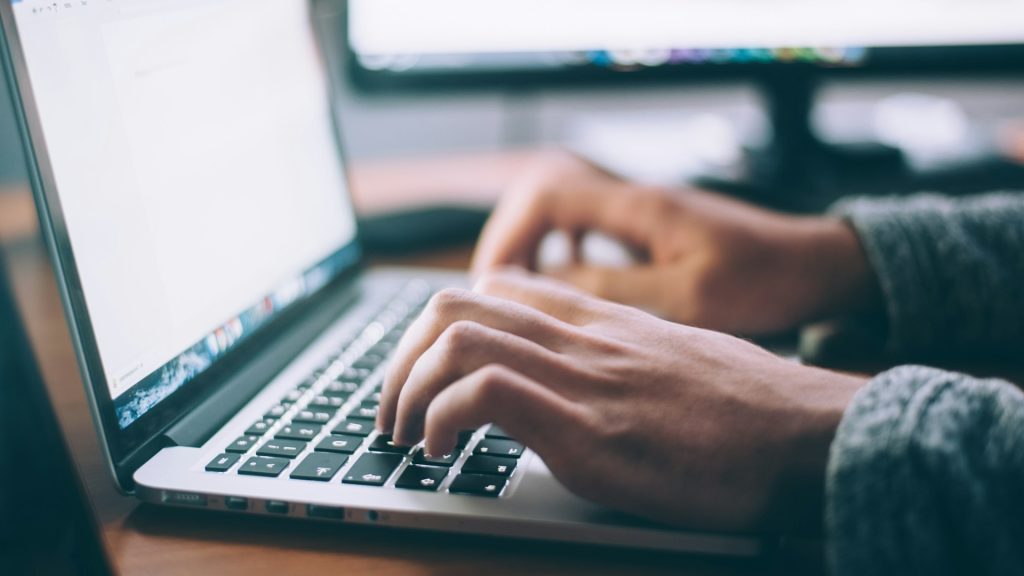 Connecting with an online community in the digital age