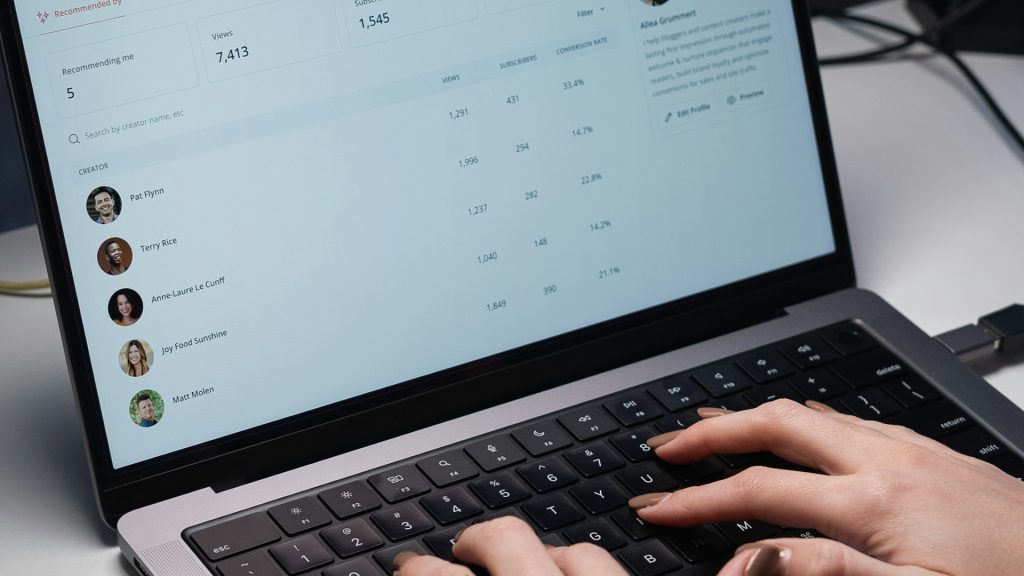 Writing a newsletter issue to grow an email list